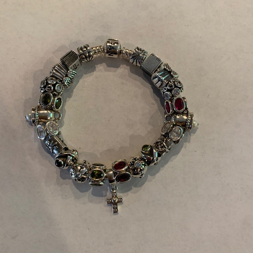 Pandora 7.5 inch Silver Charm Bracelet with 23 charms